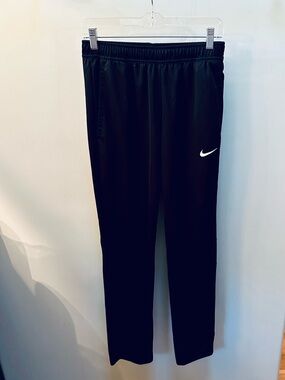 Nike Dri-Fit Black Performance Leggings Women’s Size Small, Waist 28” Inseam 30”